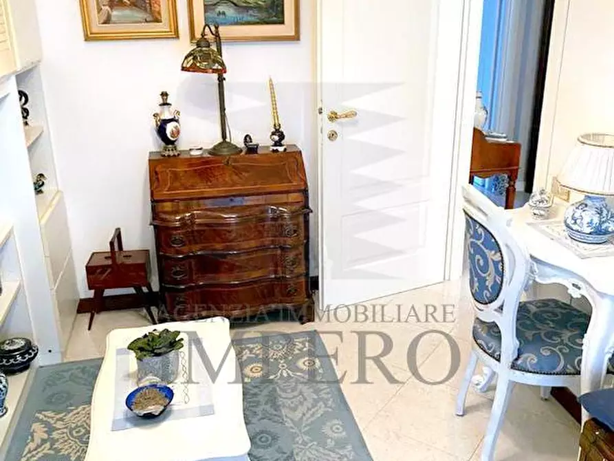 Immagine 7 di Quadrilocale in vendita  in Via Eugenio Montale a Ventimiglia