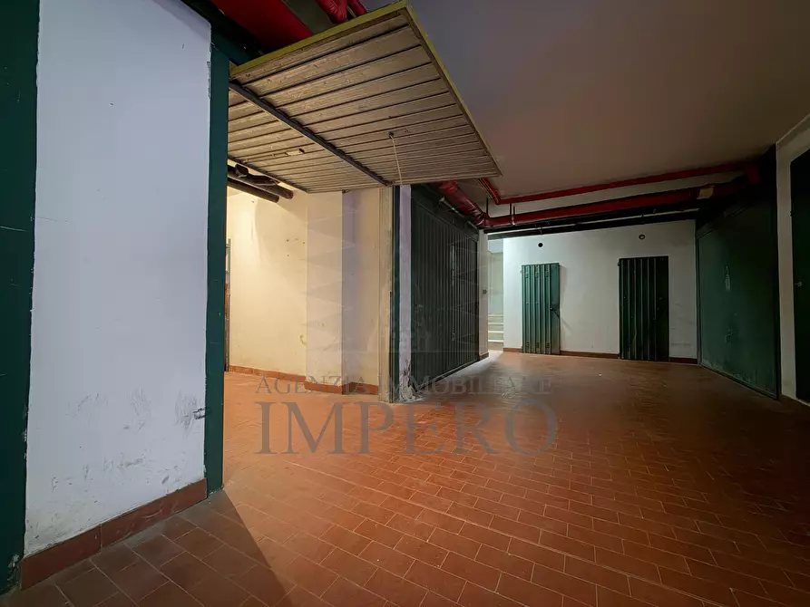 Immagine 11 di Garage in vendita  in Passeggiata Trento e Trieste 43 a Ventimiglia