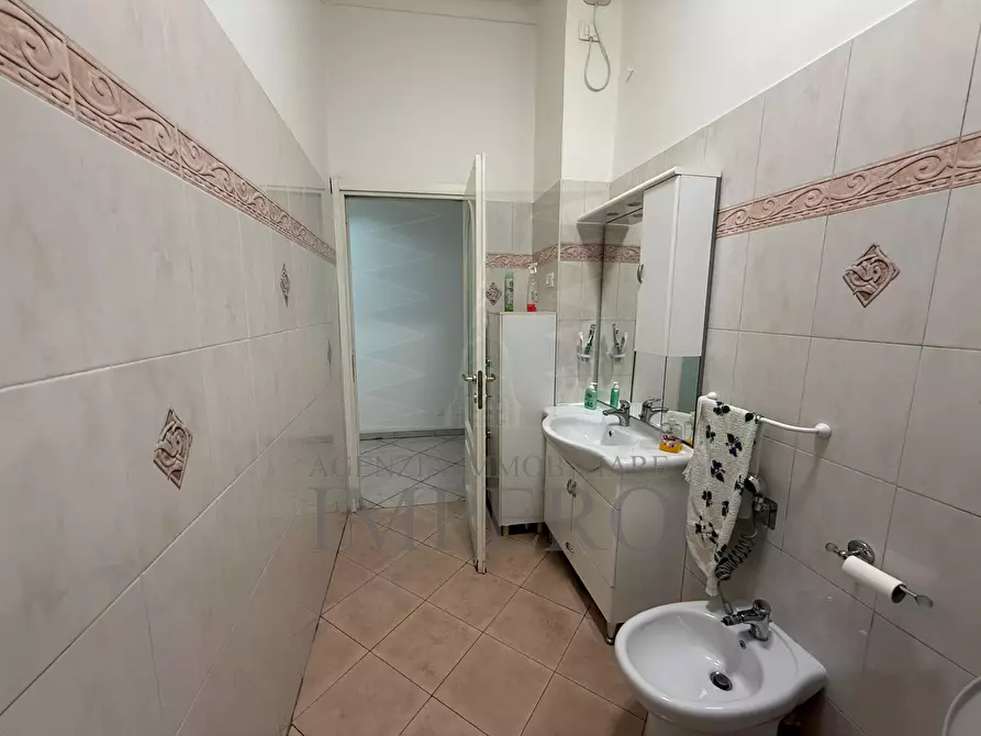 Immagine 17 di Pentalocale in vendita  in Corso Genova 1/A a Ventimiglia