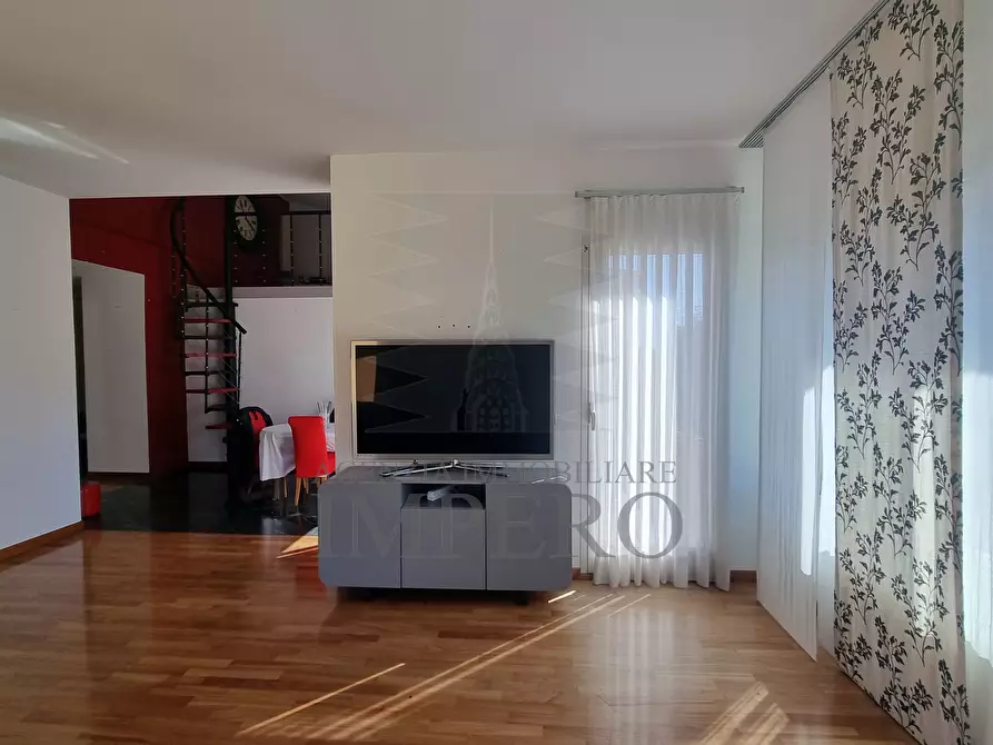 Immagine 3 di Attico in vendita  in Corso Genova 78 a Ventimiglia