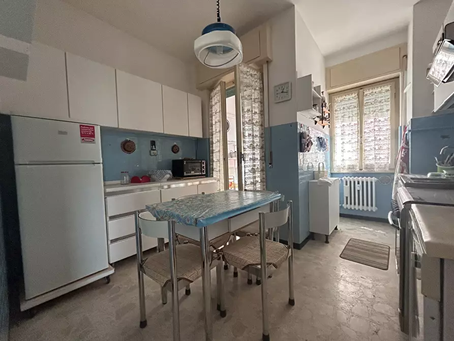 Immagine 8 di Pentalocale in affitto  in Viale Maiella 23/A a Chieti