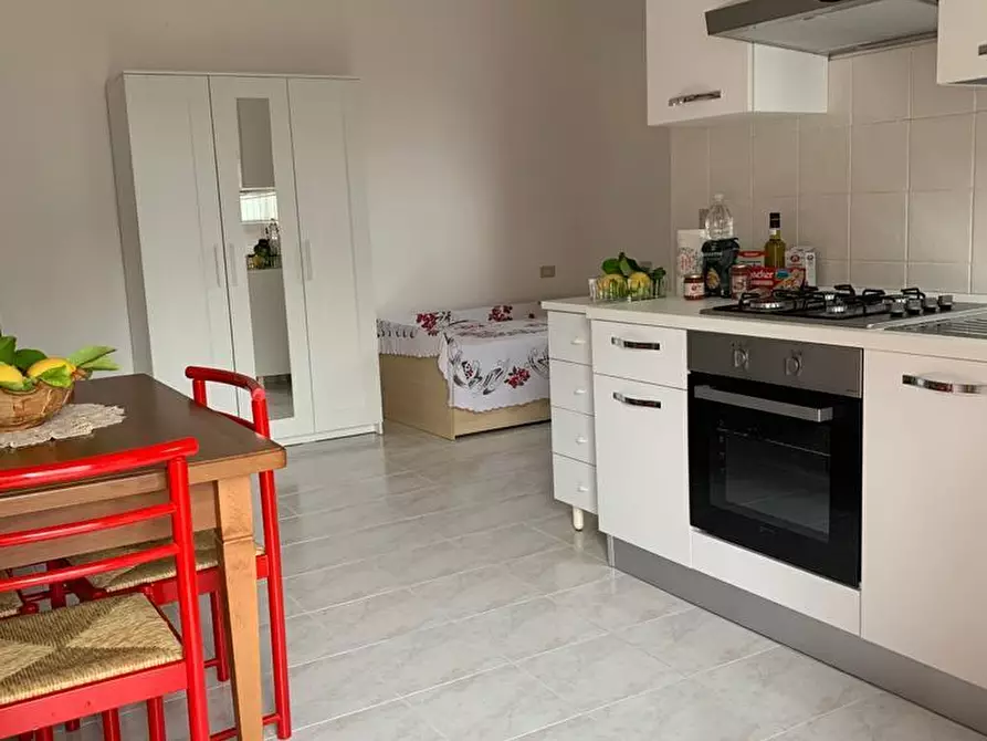 Immagine 1 di Monolocale in affitto  in Viale Maiella 23/A a Francavilla Al Mare