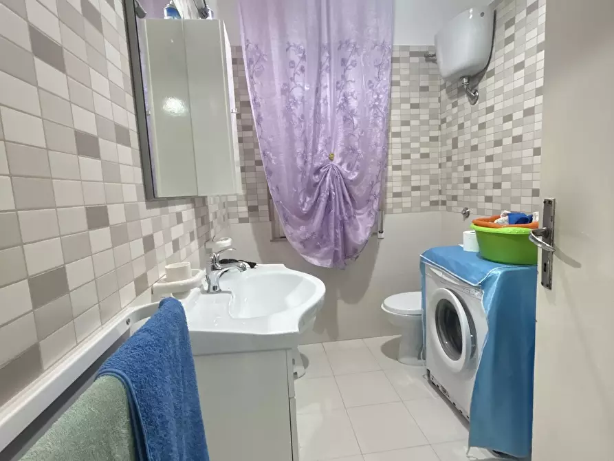 Immagine 13 di Quadrilocale in vendita  in Viale Maiella 23/A a Francavilla Al Mare