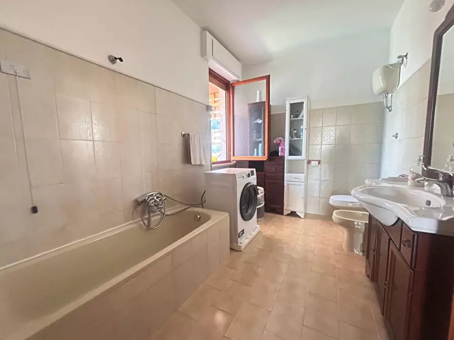 Immagine 33 di Casa indipendente in vendita  in VIALE MAIELLA a Chieti