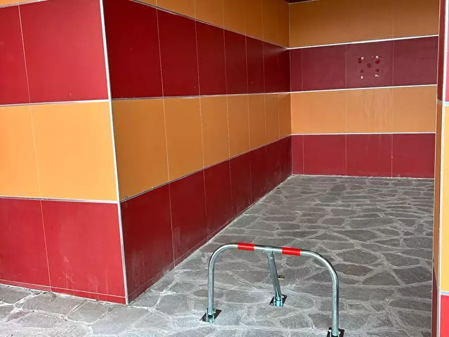 Immagine 2 di Garage in affitto  in Viale Maiella 23/A a Francavilla Al Mare