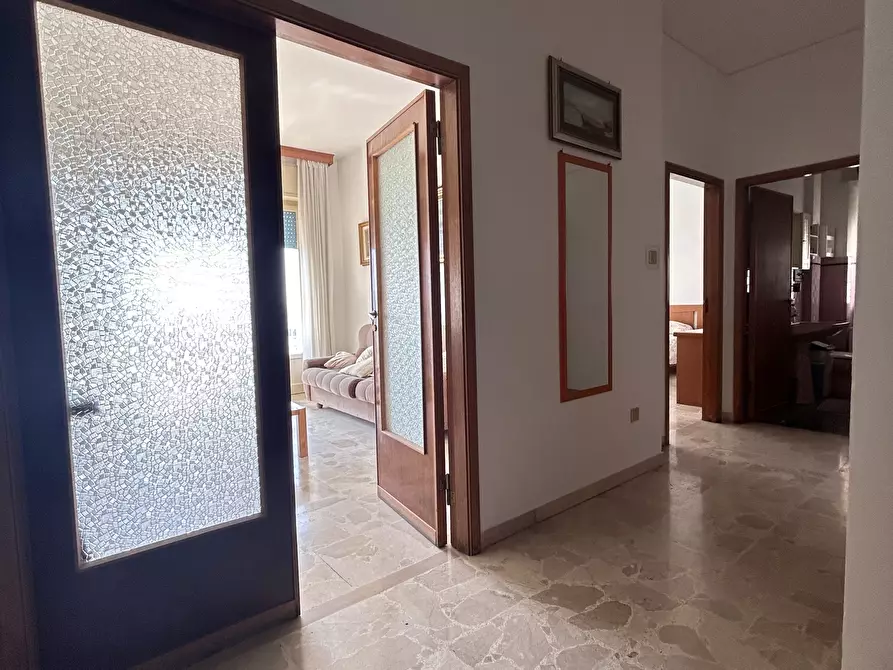 Immagine 7 di Pentalocale in affitto  in Viale Maiella 23/A a Chieti