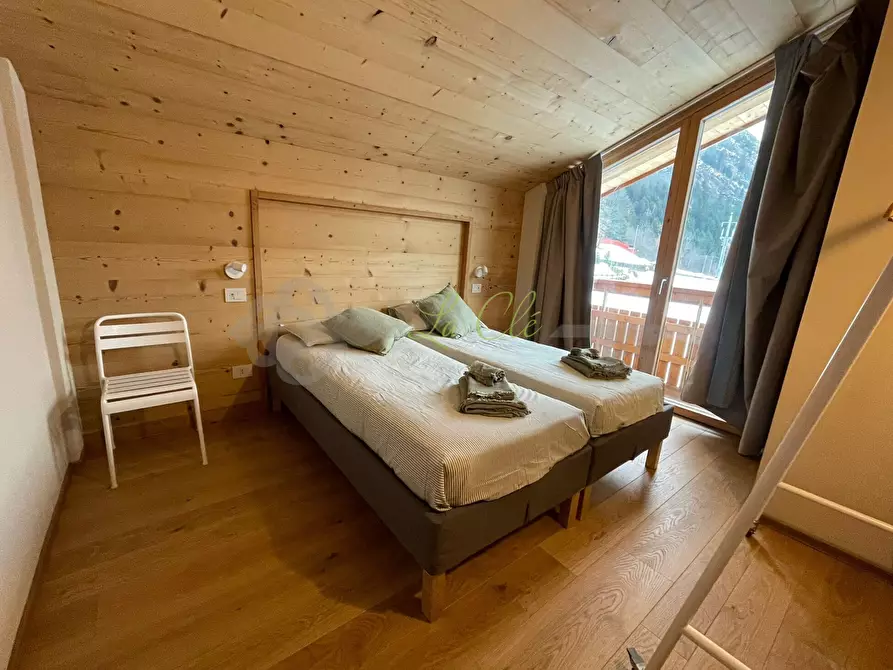 Immagine 12 di Trilocale in affitto  a Pre'-Saint-Didier