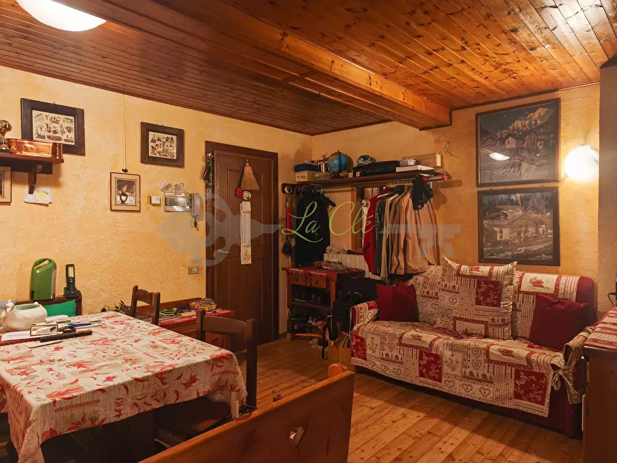 Immagine 2 di Bilocale in vendita  in Route Panoramique 20 a Pre'-Saint-Didier