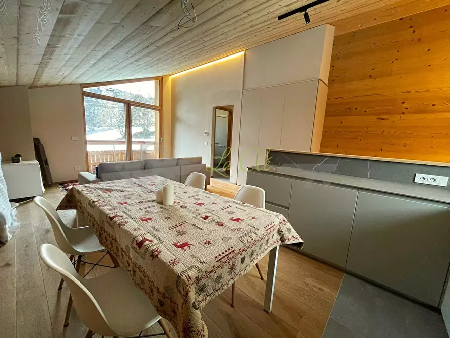 Immagine 5 di Trilocale in affitto  a Pre'-Saint-Didier