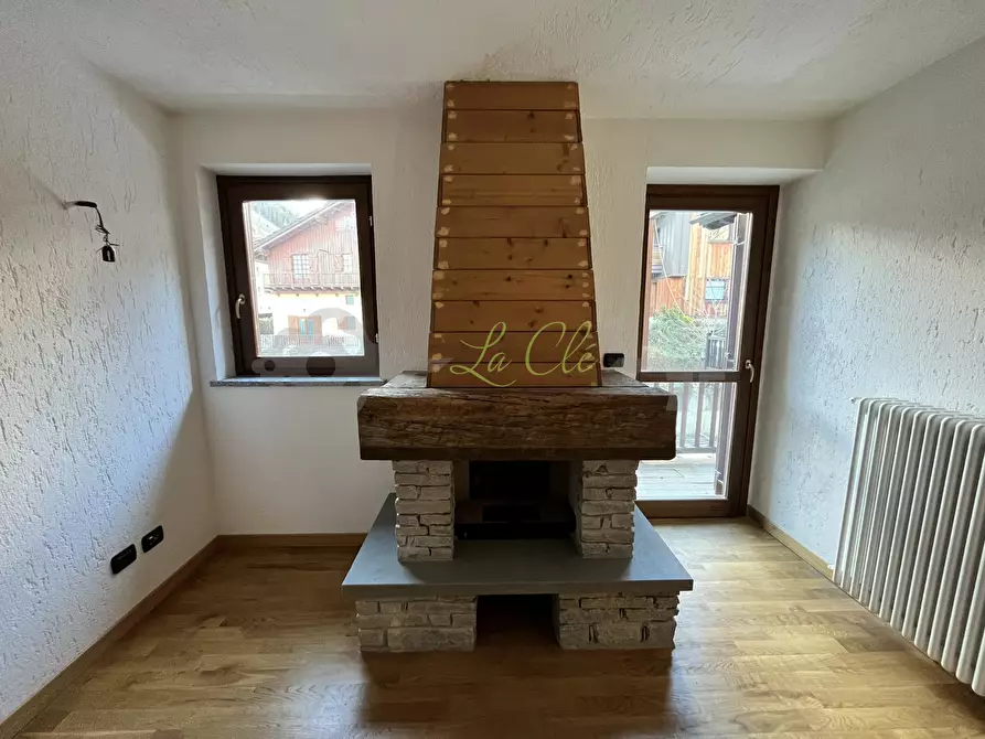 Immagine 3 di Trilocale in vendita  in Strada Larzey - Entrèves 28 a Courmayeur