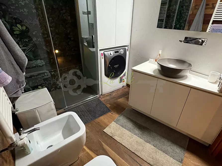 Immagine 21 di Quadrilocale in vendita  a Courmayeur