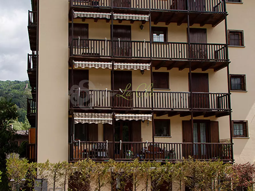 Immagine 18 di Bilocale in affitto  in Rue du Mont Blanc 2 a Morgex