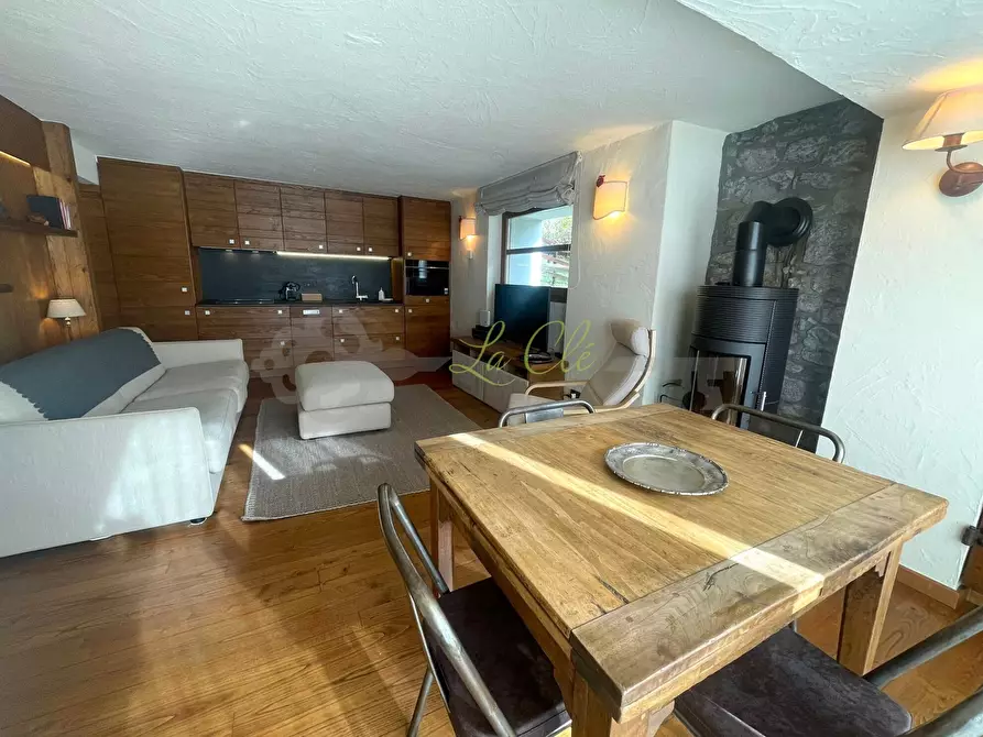 Immagine 6 di Bilocale in affitto  in Strada della Brenva 17 a Courmayeur