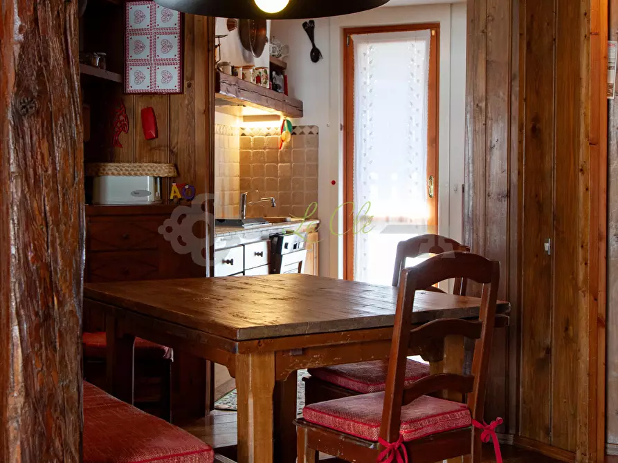 Immagine 10 di Quadrilocale in affitto  a Courmayeur