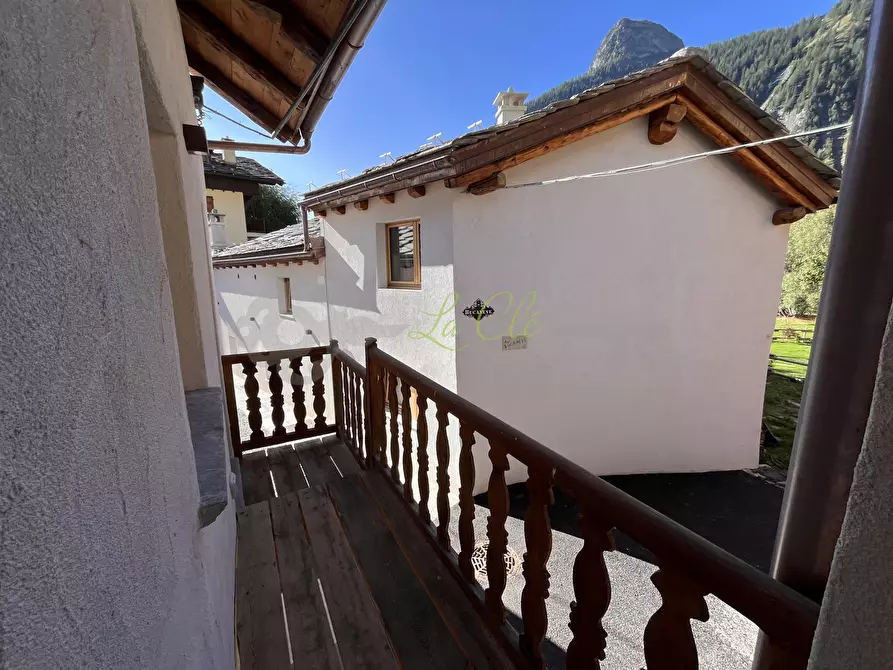 Immagine 24 di Trilocale in vendita  in Via Passerin D'Entreves 11 a Courmayeur