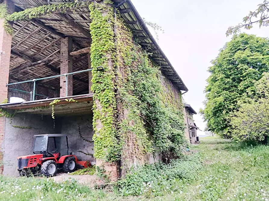 Immagine 39 di Rustico / casale in vendita  in Via Rio Monteorsello 548 a Valsamoggia