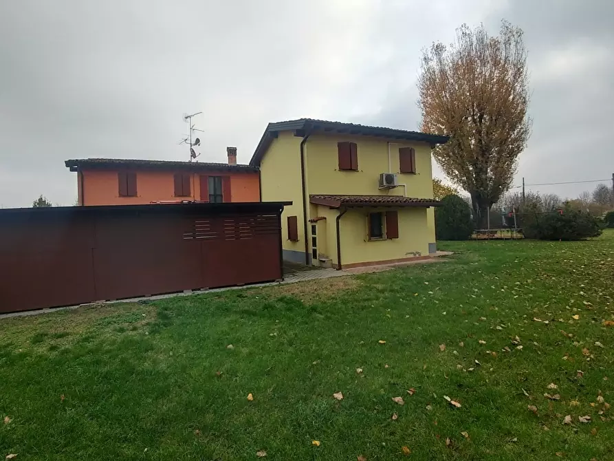 Immagine 4 di Casa bifamiliare in vendita  in Via di Villanova 470 a Modena