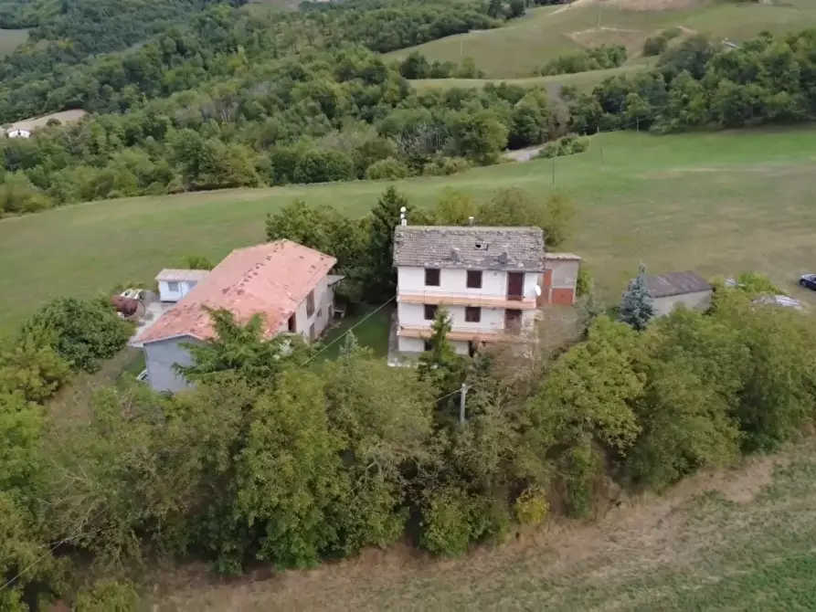 Immagine 1 di Rustico / casale in vendita  in Via Montalto Vecchio 801 a Montese