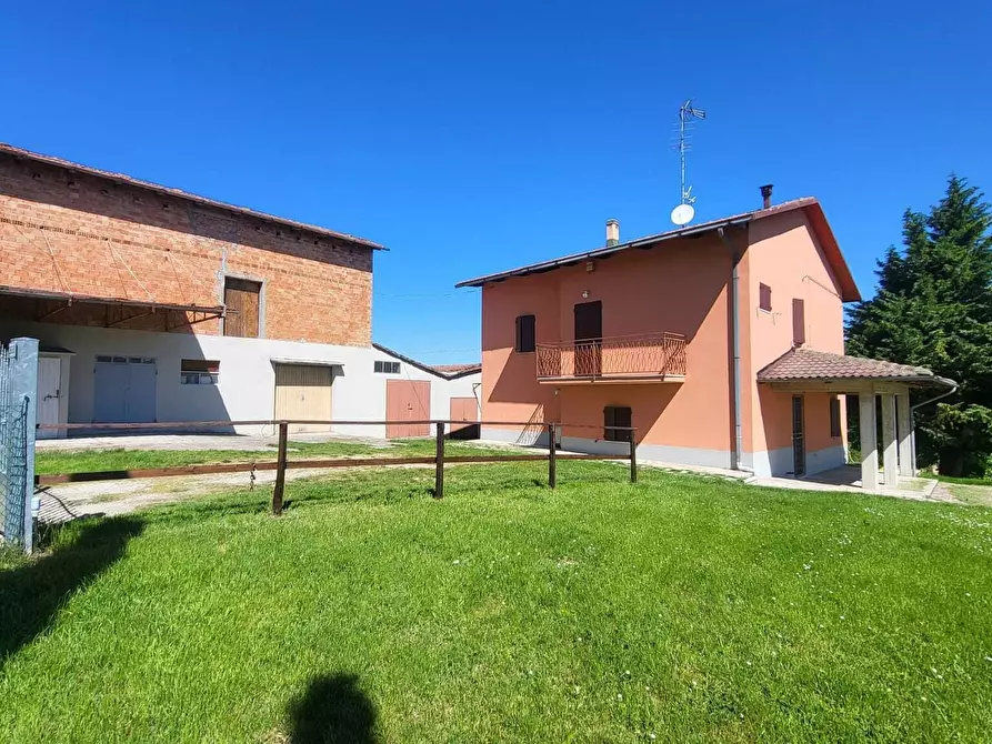 Immagine 7 di Rustico / casale in vendita  in Via Secchiano 1767 a Valsamoggia