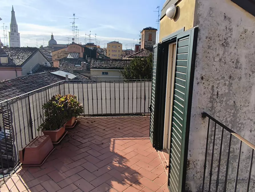 Immagine 4 di Mansarda in affitto  in via belle arti a Modena