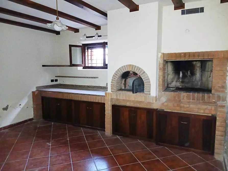 Immagine 34 di Villa in vendita  in Via Modenese 1205 a Vignola