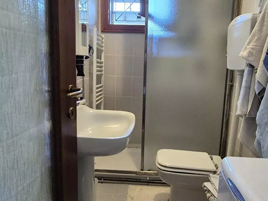 Immagine 20 di Quadrilocale in vendita  in via ruffini 75 a Modena