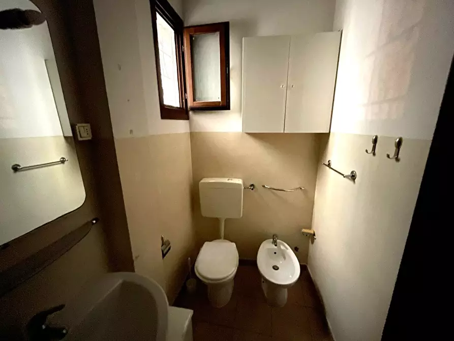 Immagine 11 di Bilocale in vendita  in Corso Adriano a Modena