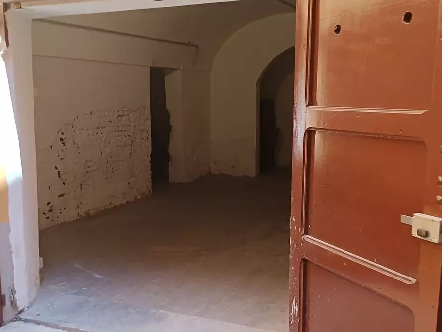 Immagine 3 di Garage in vendita  in Via dei Balugola 14 a Modena
