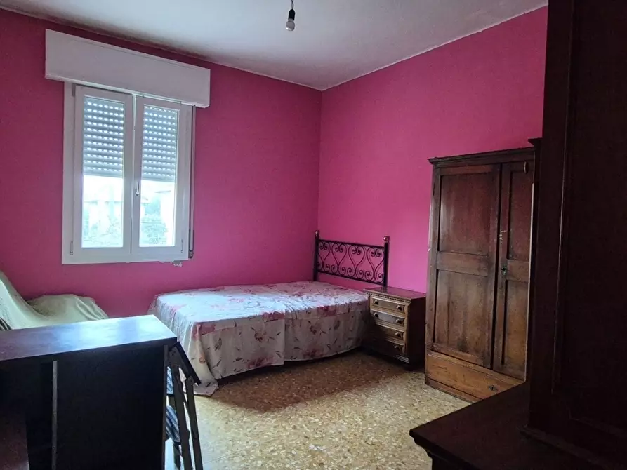 Immagine 10 di Trilocale in vendita  in Via Murano 6 a Modena