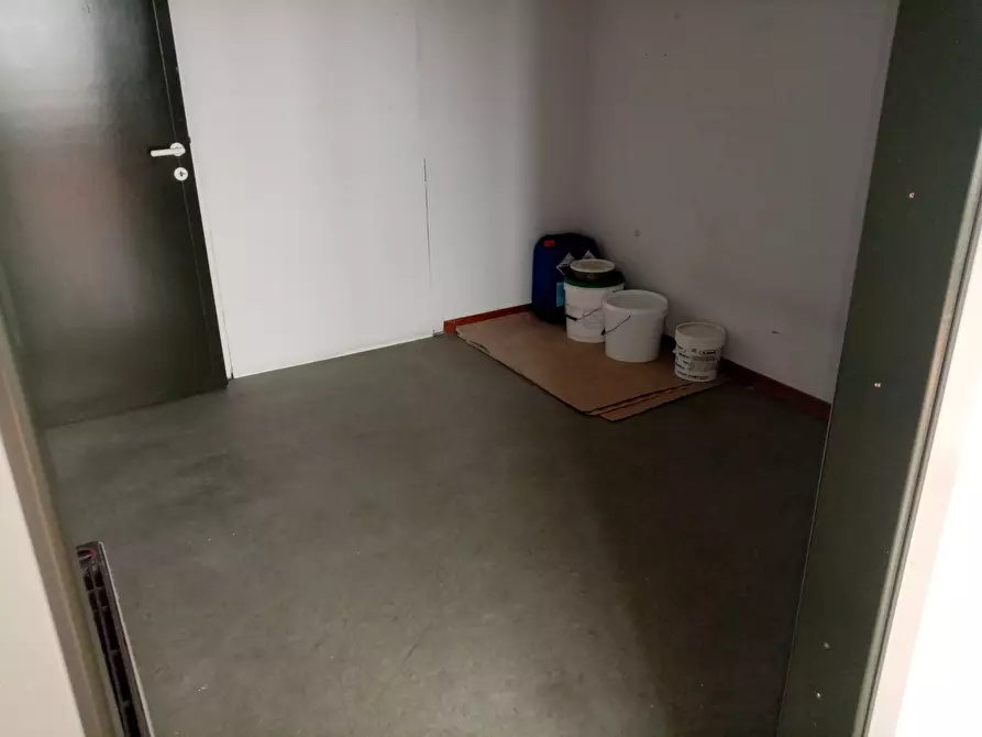 Immagine 17 di Ufficio in affitto  in Via del Rivo 10 a Terni