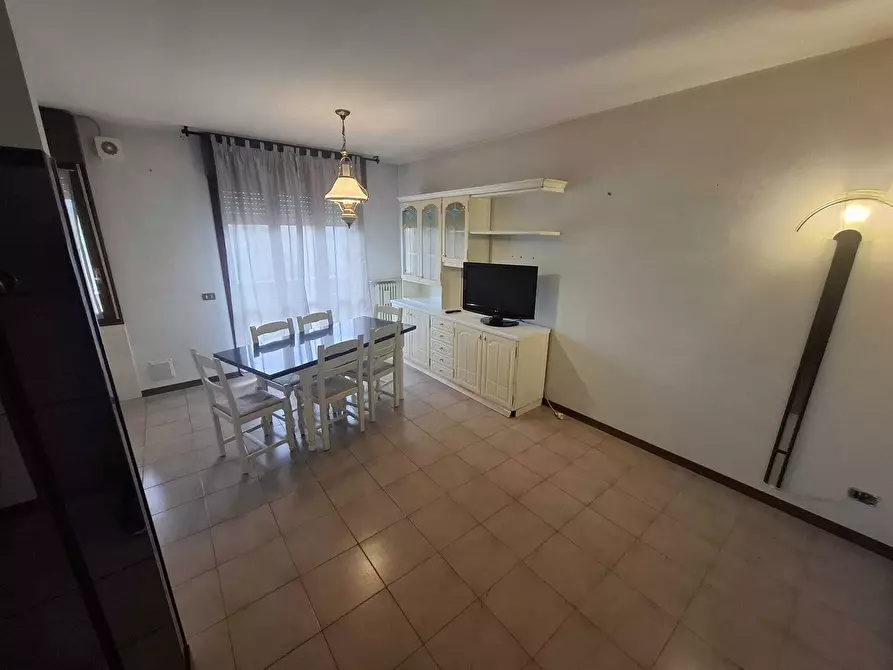 Immagine 5 di Trilocale in vendita  a Rovigo