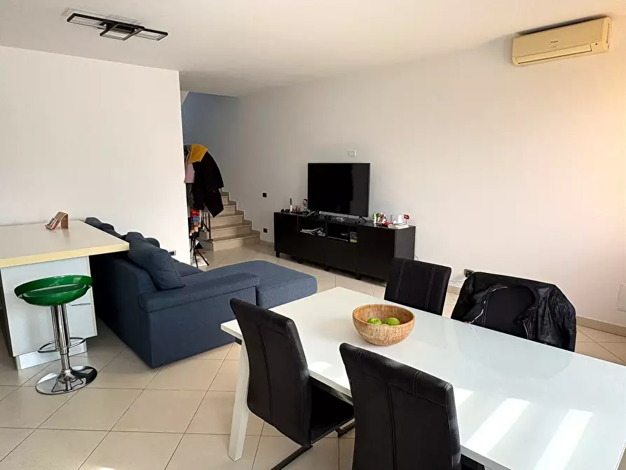 Immagine 1 di Villetta a schiera in vendita  in Via Roma 383 a Ceregnano