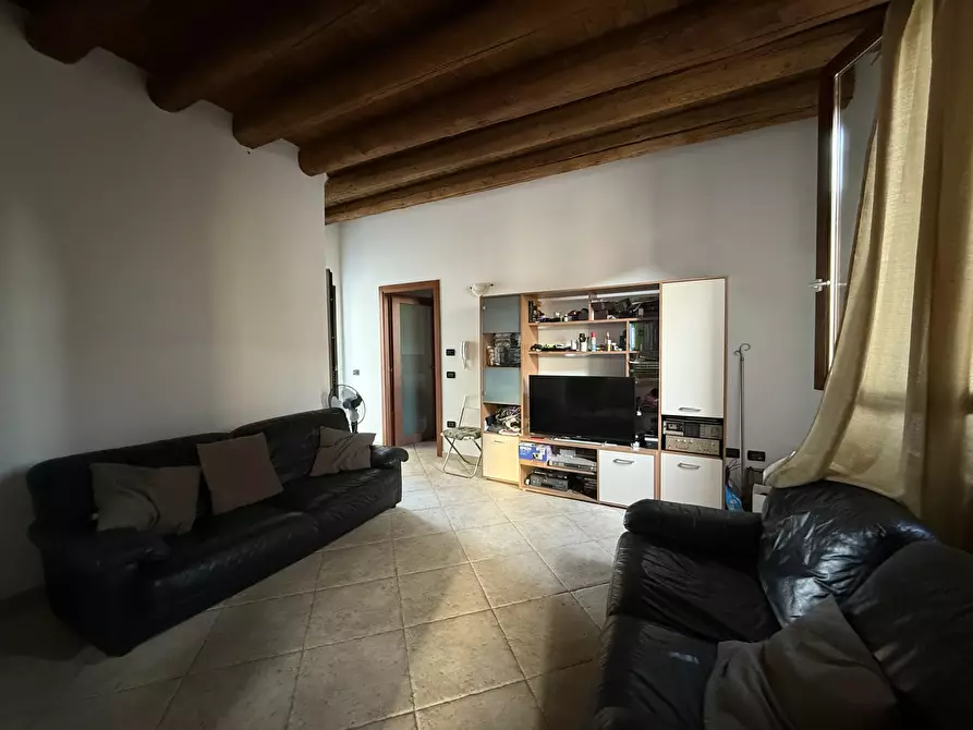 Immagine 2 di Bilocale in vendita  in Via Girolamo Savonarola 131 a Rovigo