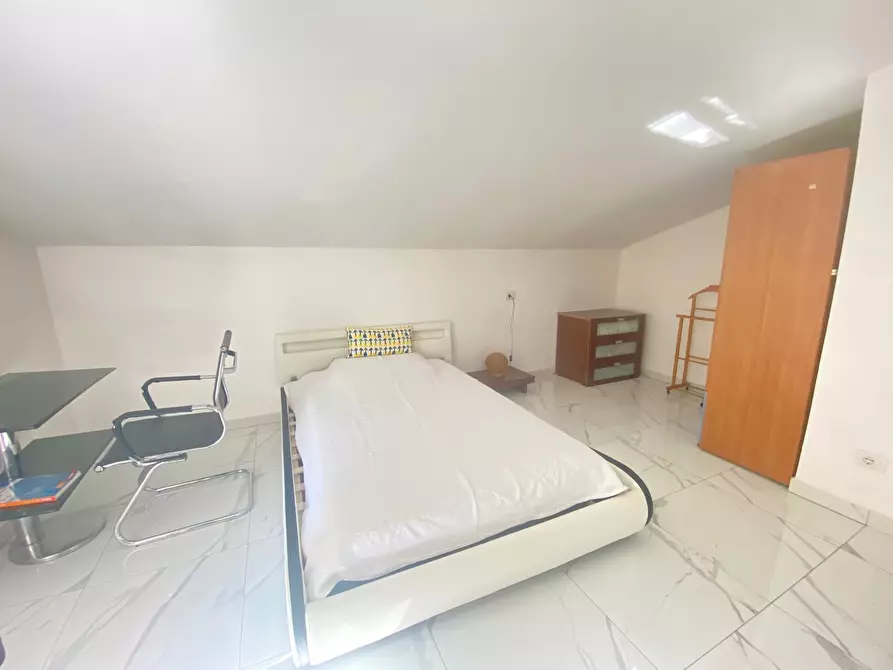 Immagine 6 di Stanza singola in affitto  in via balzan a Rovigo