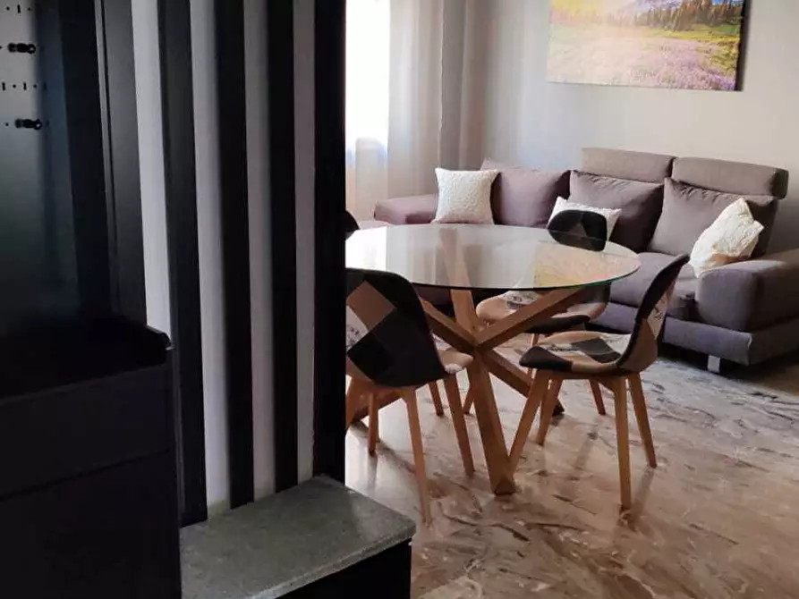 Immagine 2 di Bilocale in affitto  in Largo Antonio Cappellini a Rovigo