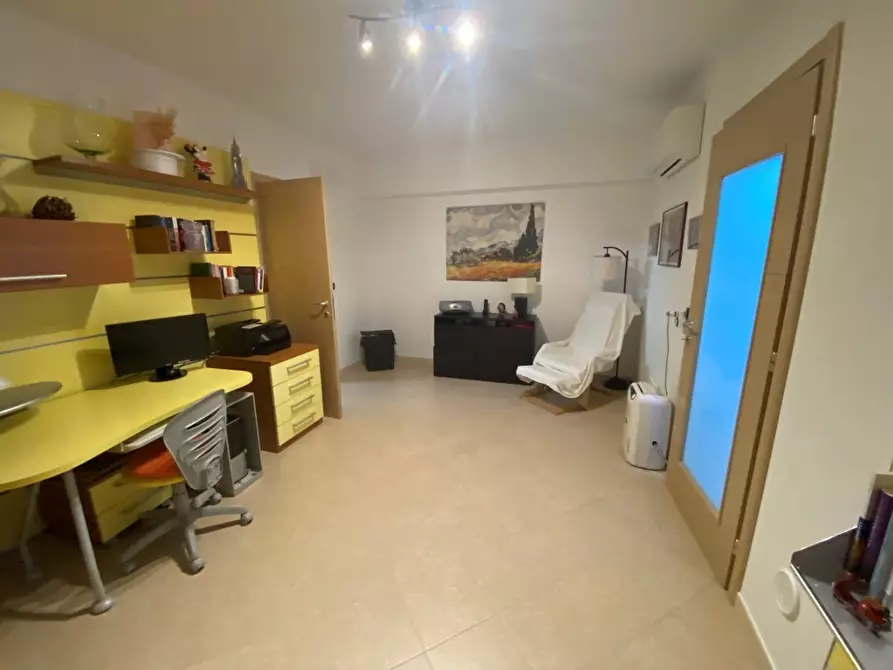 Immagine 23 di Villa in vendita  in Via Conversano 51 a Casamassima