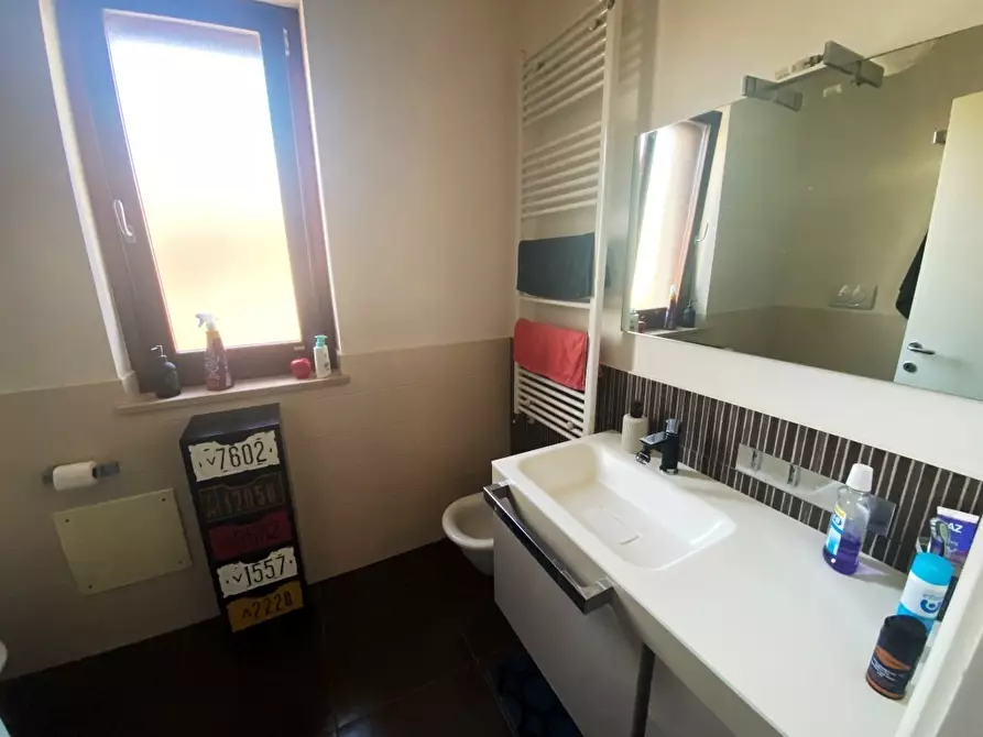 Immagine 8 di Bilocale in vendita  in Via Taranto 31 a Casamassima