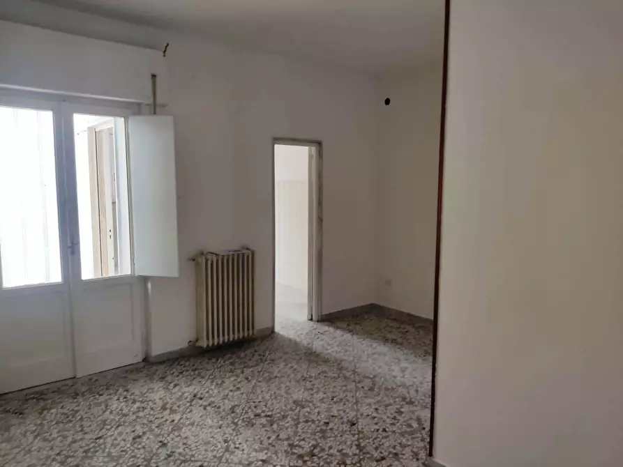 Immagine 3 di Trilocale in vendita  in Via col di lana 3B a Bari