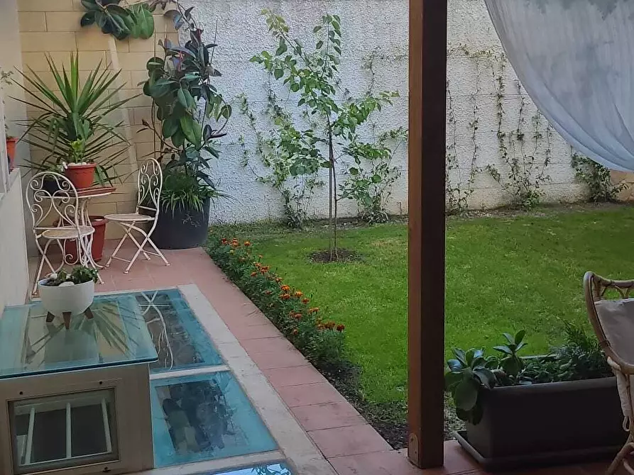 Immagine 32 di Villa in vendita  in Via Angelo Michele Pesce 62 a Casamassima