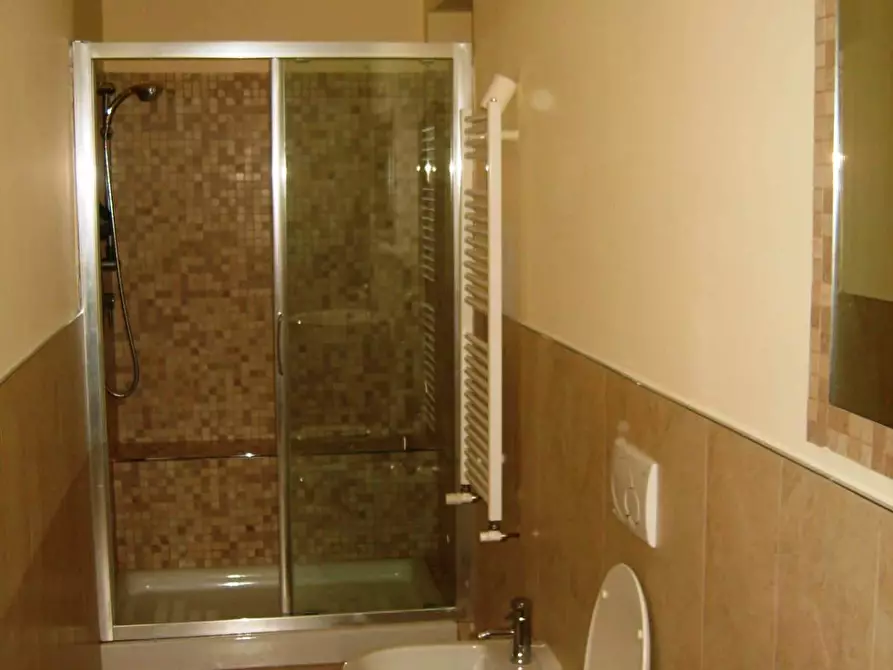 Immagine 11 di Bilocale in vendita  in Via Di Vittorio a Casamassima