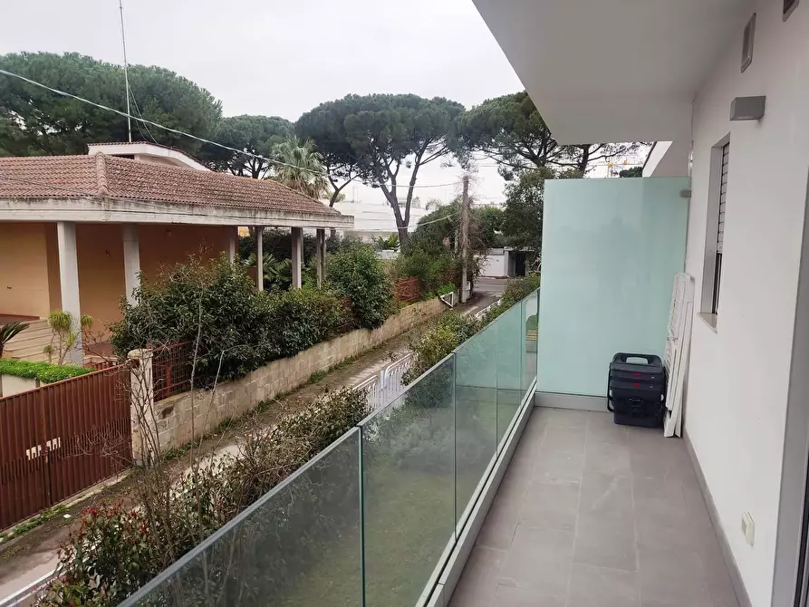 Immagine 22 di Bilocale in vendita  in Corso Alcide de Gasperi 340 a Bari