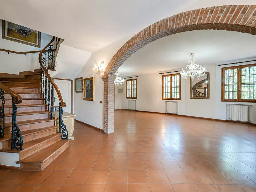 Immagine 10 di Villa in vendita  a Pieve Di Cento
