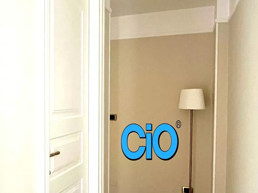 Immagine 6 di Mansarda in vendita  a Bologna