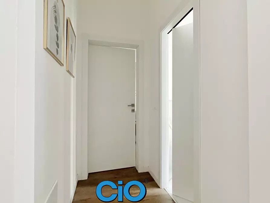 Immagine 8 di Appartamento in vendita  a Bologna