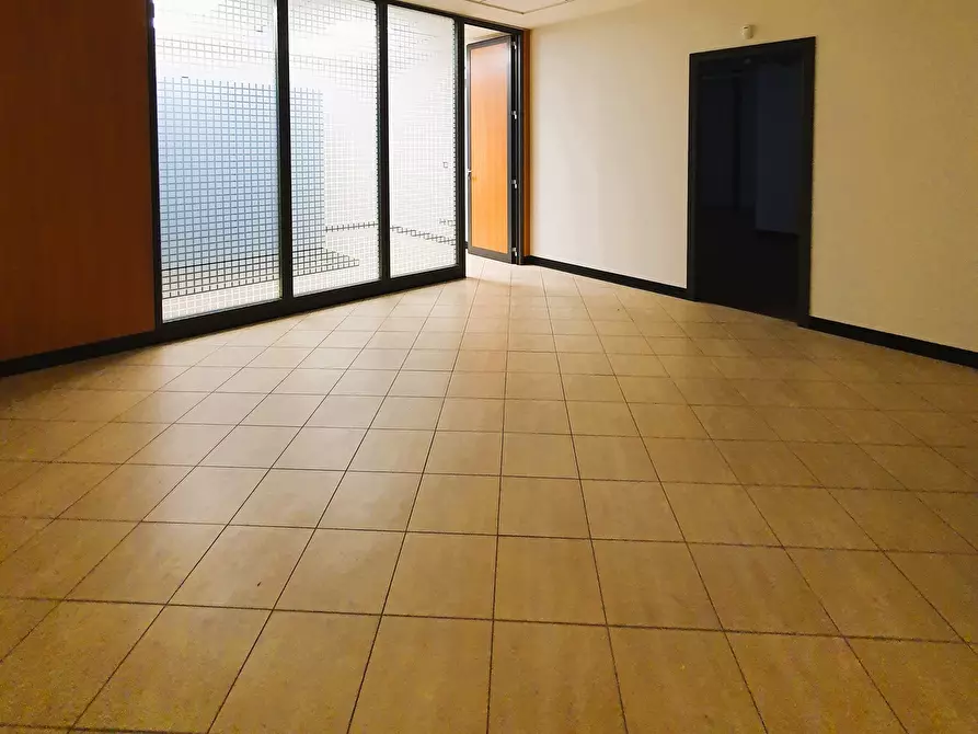 Immagine 9 di Ufficio in vendita  in Via Corsica a Brescia