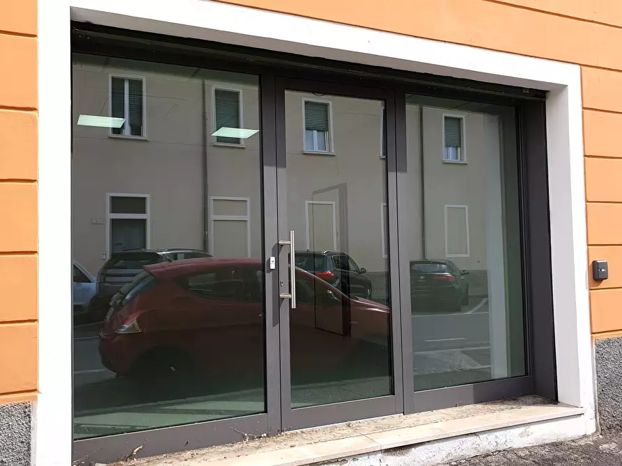 Immagine 12 di Locale commerciale in vendita  in TRAV. VIA MILANO a Brescia