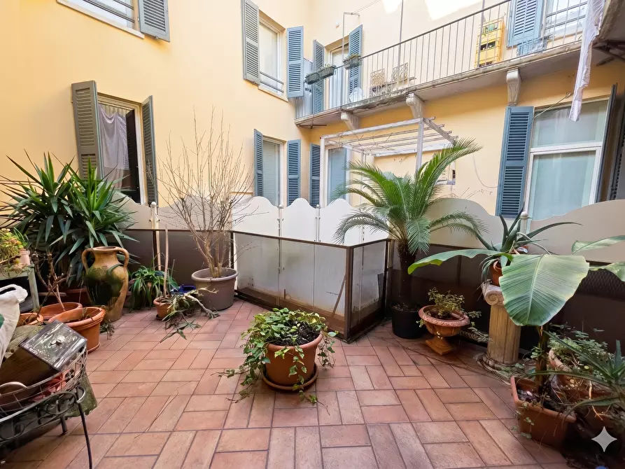 Immagine 6 di Quadrilocale in vendita  in Corso Martiri della Libertà a Brescia