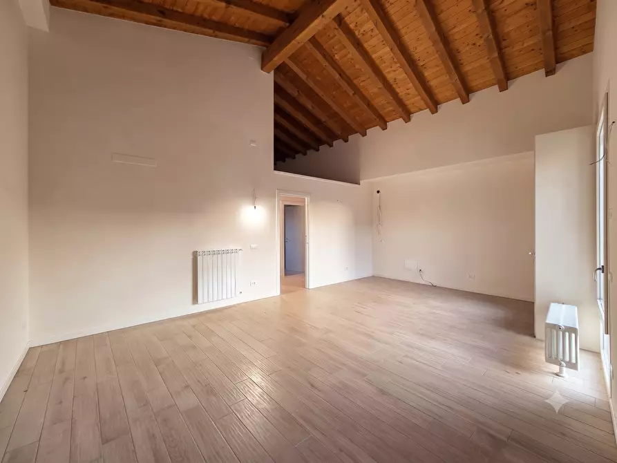 Immagine 1 di Bilocale in vendita  in Via I Maggio 5 a Bovezzo