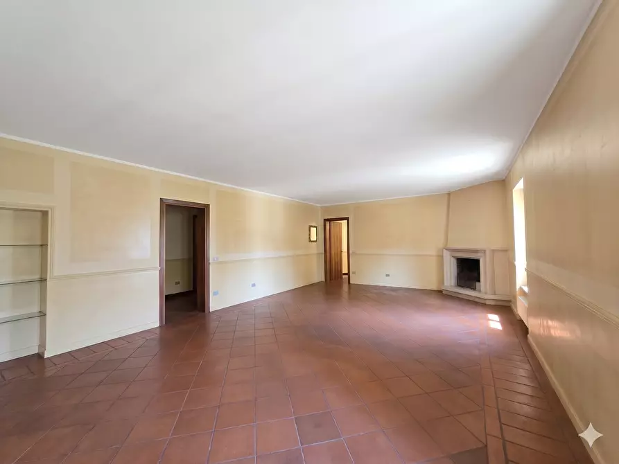 Immagine 2 di Quadrilocale in vendita  a Brescia