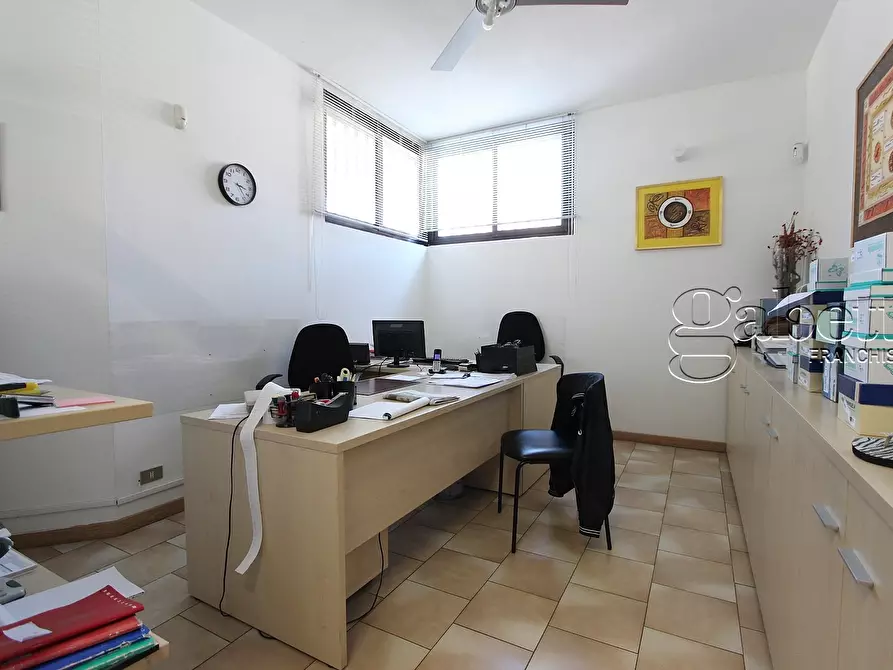 Immagine 32 di Villa in vendita  a Parabiago